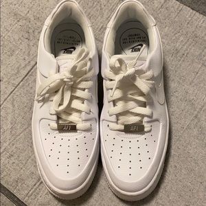 Nike Air Force 1 Sage Low